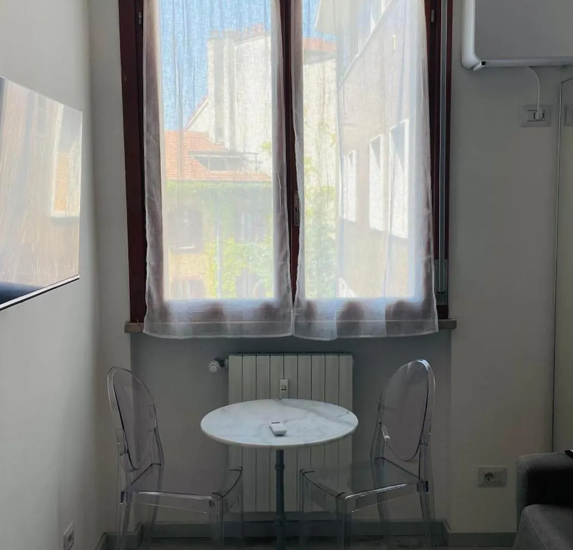 Apartment New Studio In Milan Downtown